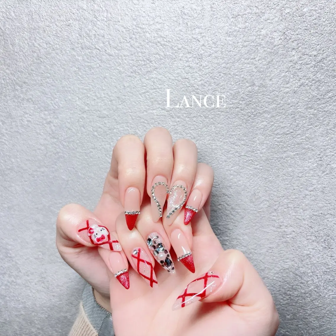 ネイル オーロラネイル キラキラネイル 韓国ネイル ワンホンネイル 冬ネイル Lance nailのネイルデザイン