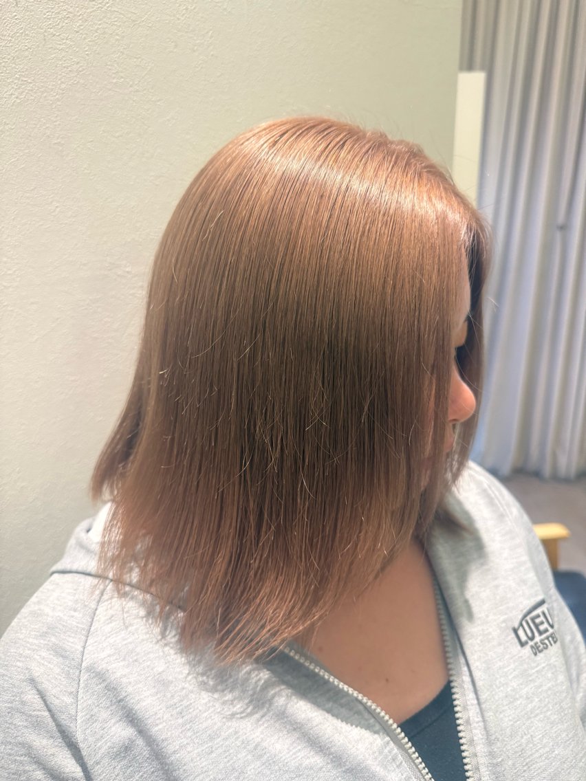 ミディアム カラー ヘアカラー 指 碧波 カラーモデル募集🎀のヘアスタイル