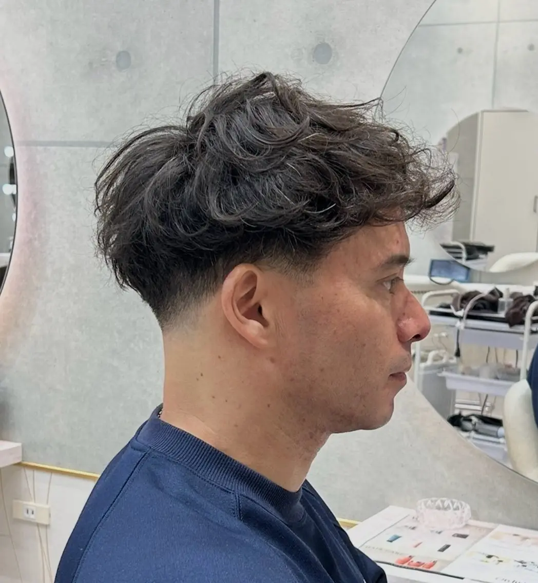 ショート パーマ メンズ カット パーマ 岩城 滉成のヘアスタイル