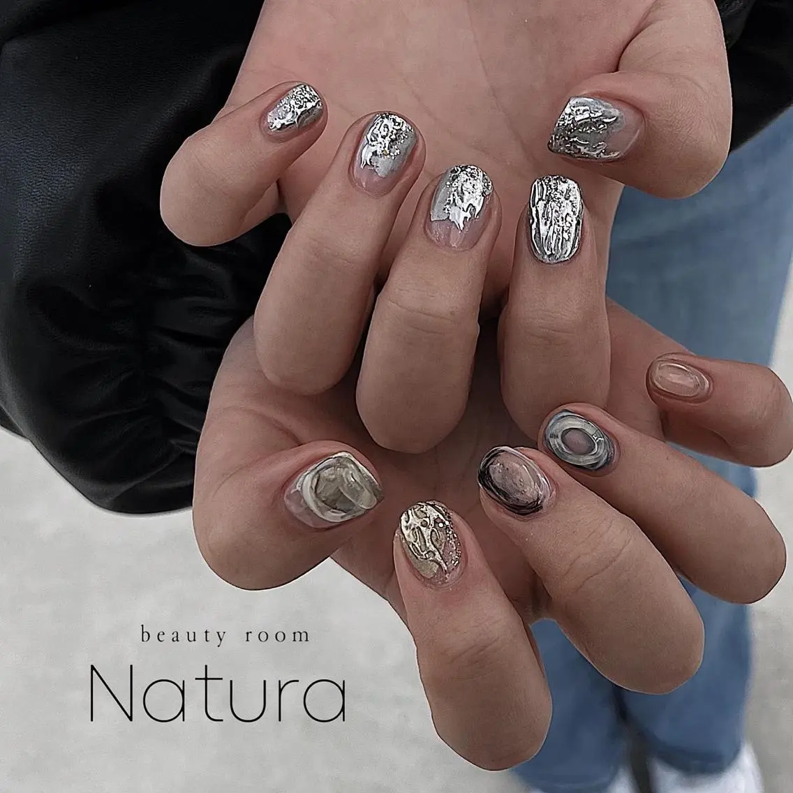 ネイル マツエク・マツパ アイブロウ 成人式 成人式 ハンドネイル beautyroom Naturaのネイルデザイン