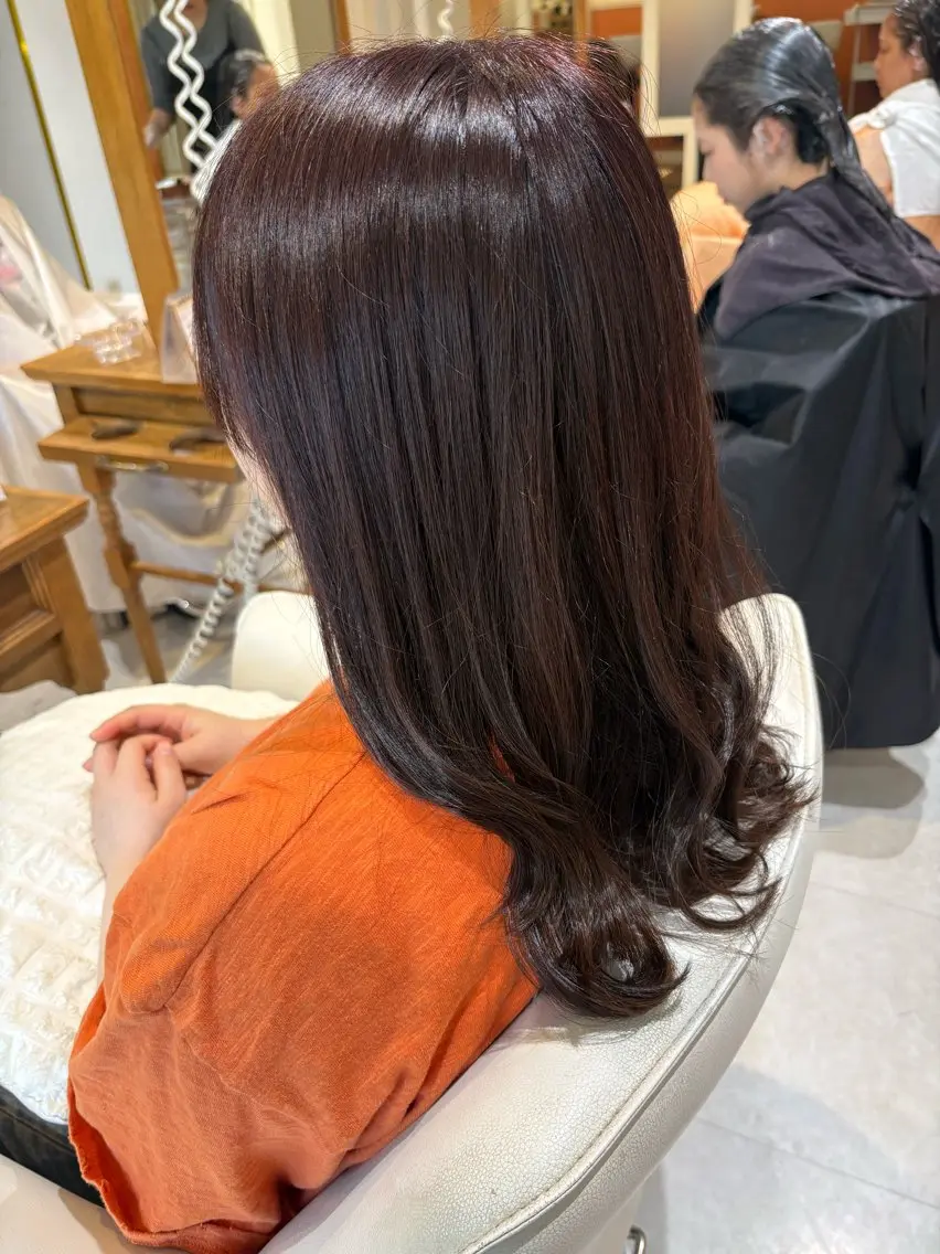 ロング ヘアカラー 日野 初音のヘアスタイル