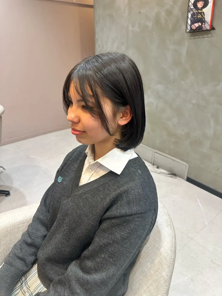 ショート ボブ 🎀レイヤー艶カラー Konatsu🌻のヘアスタイル
