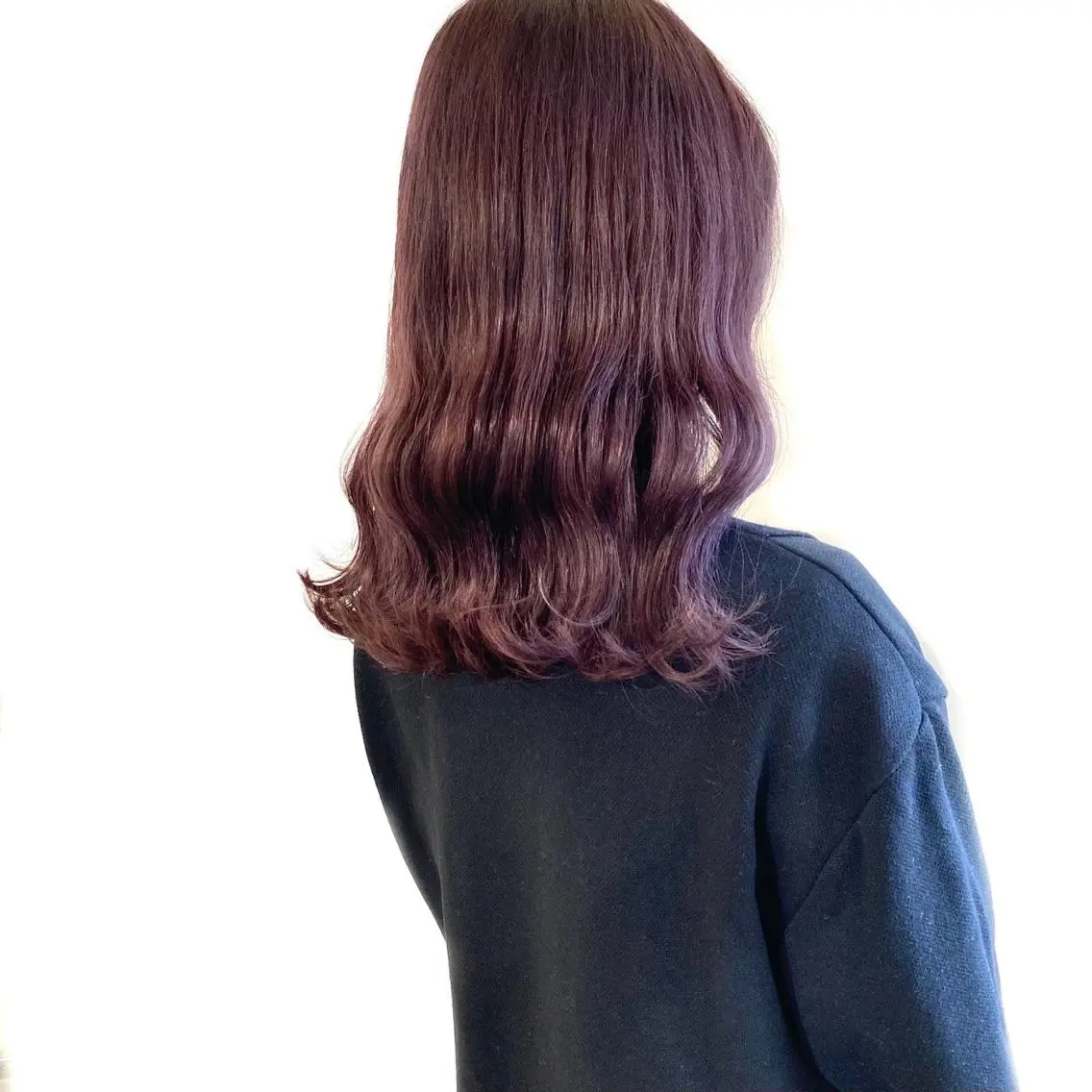 セミロング GOODDAY ヘアサロンのヘアスタイル