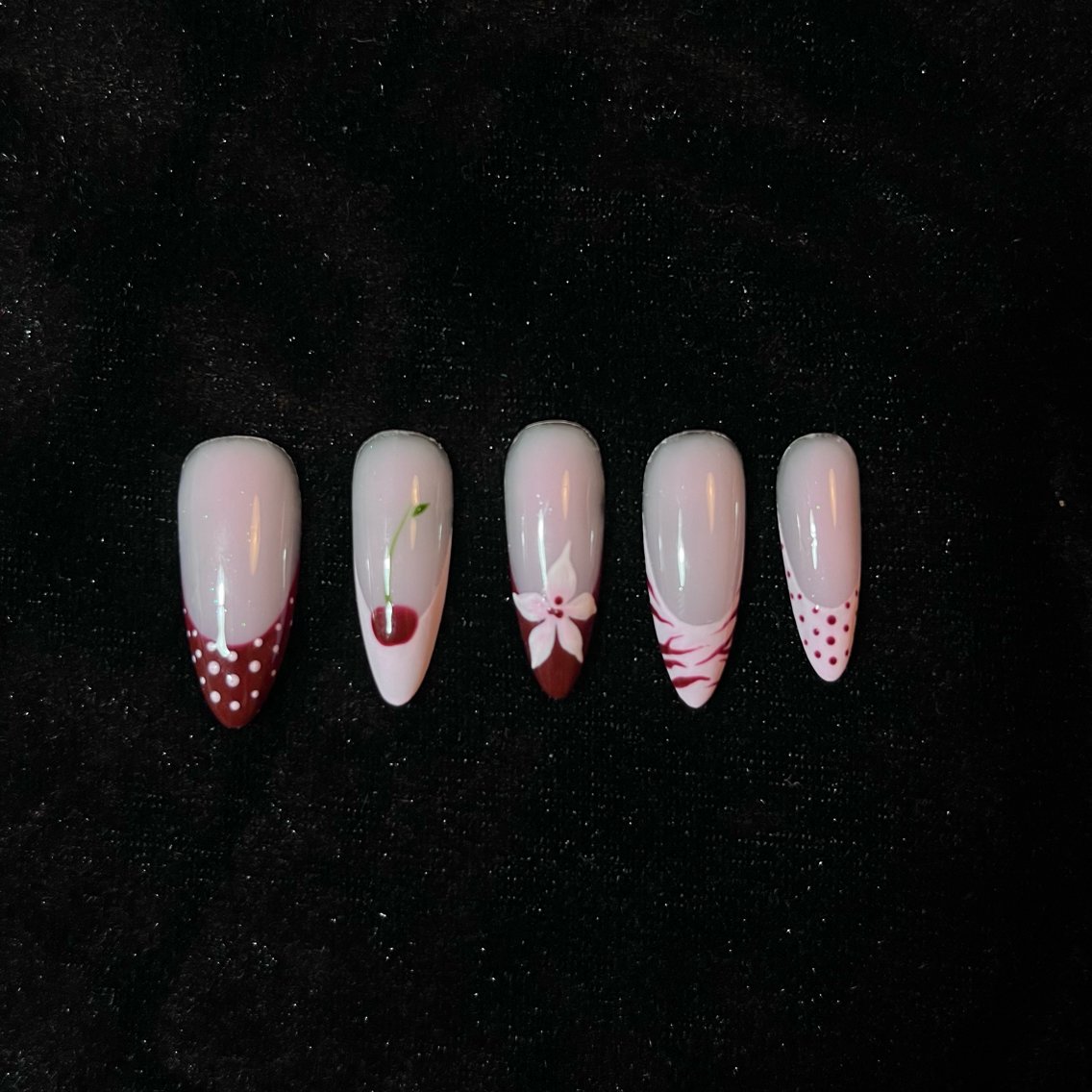 ネイル noir nails Kanaeのネイルデザイン