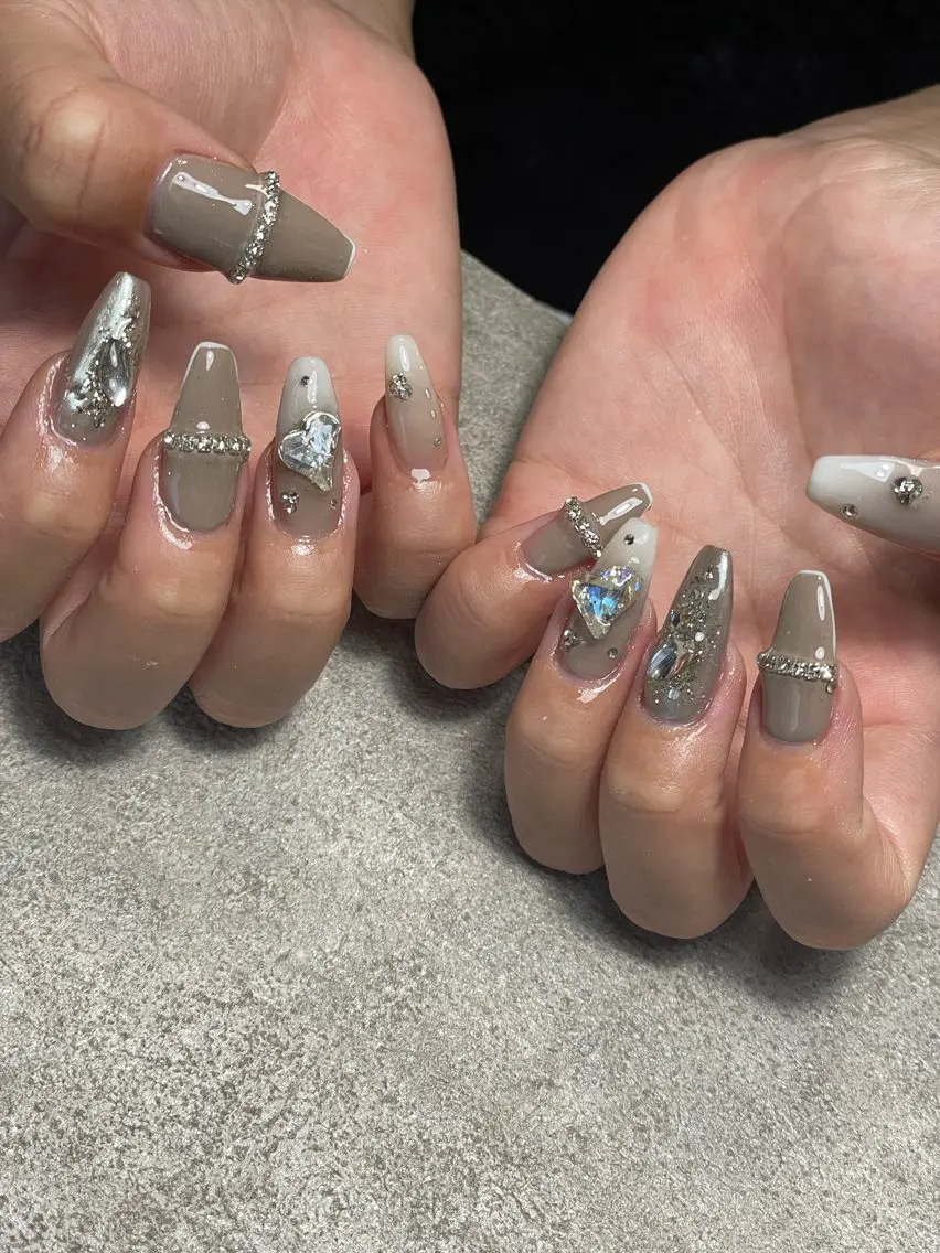 ネイル ロングネイル スーパーロングネイル nailsalon Na.のネイルデザイン