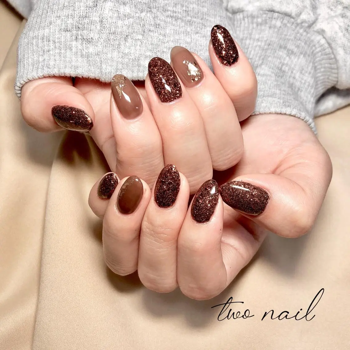 ネイル アートネイル ブラウン フットネイル ハート ニュアンスネイル two nailのネイルデザイン