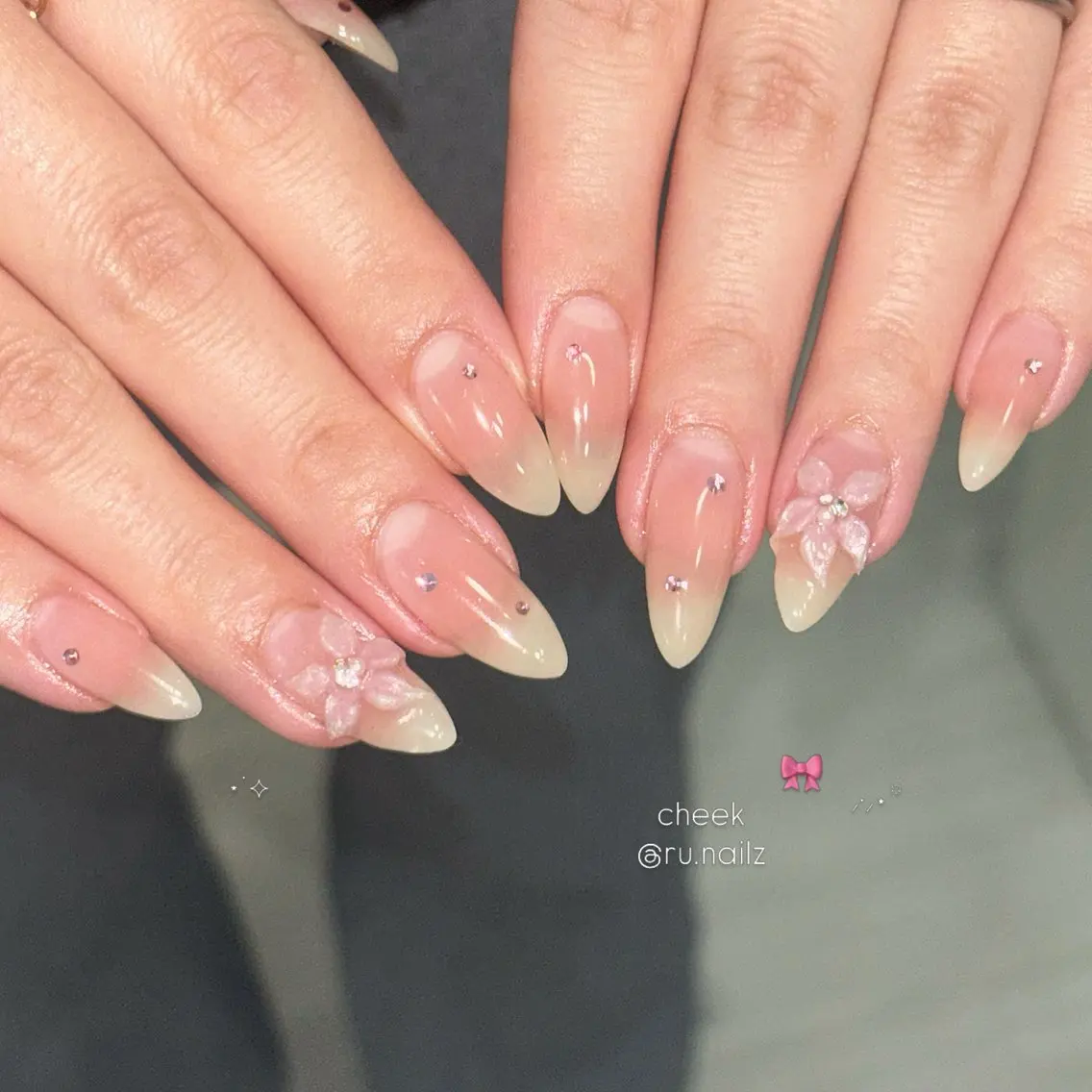ネイル ハンドネイル LIAn.🎀 Munakataのネイルデザイン