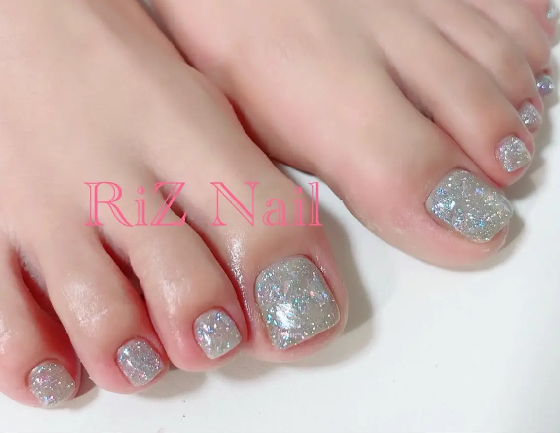 ネイル フラッシュネイル フットネイル RiZ nail salonのネイルデザイン
