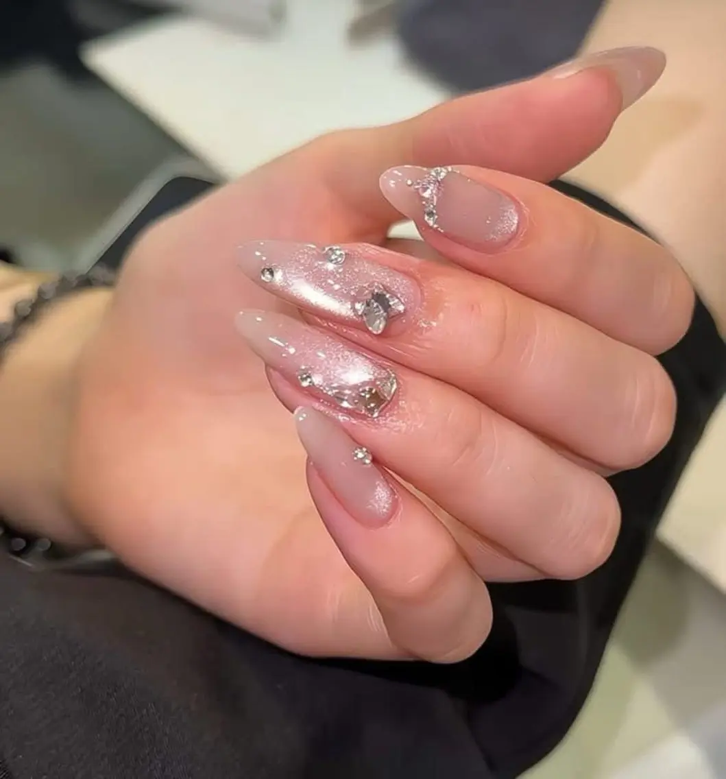 ネイル 韓国ネイル マグネットネイル 持ち込み ハンドネイル Dyo Nail_Royalのネイルデザイン