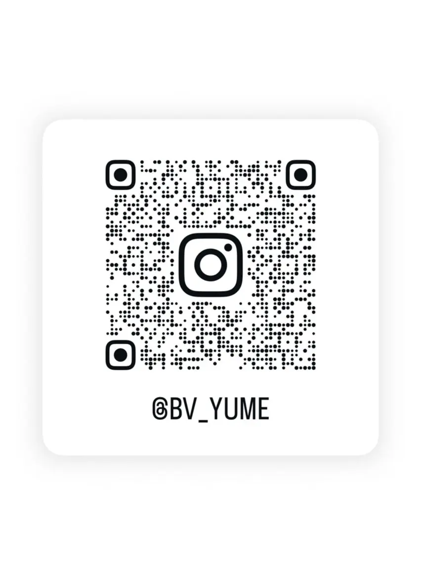 BLACKVELV ET(YUME)のネイルデザイン