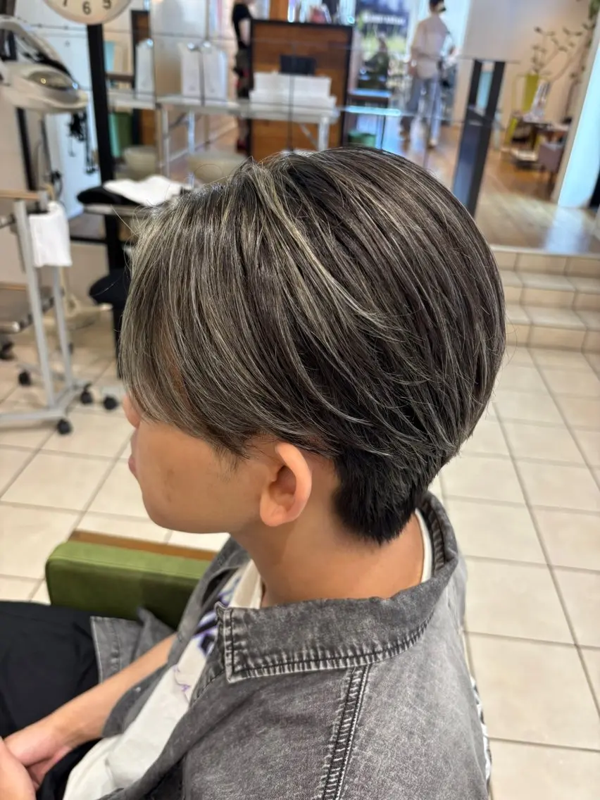 カラー メンズ メンズハイライト ハイライトカラー カット ヘアカラー メンズ特化/ 安藤太一のヘアスタイル