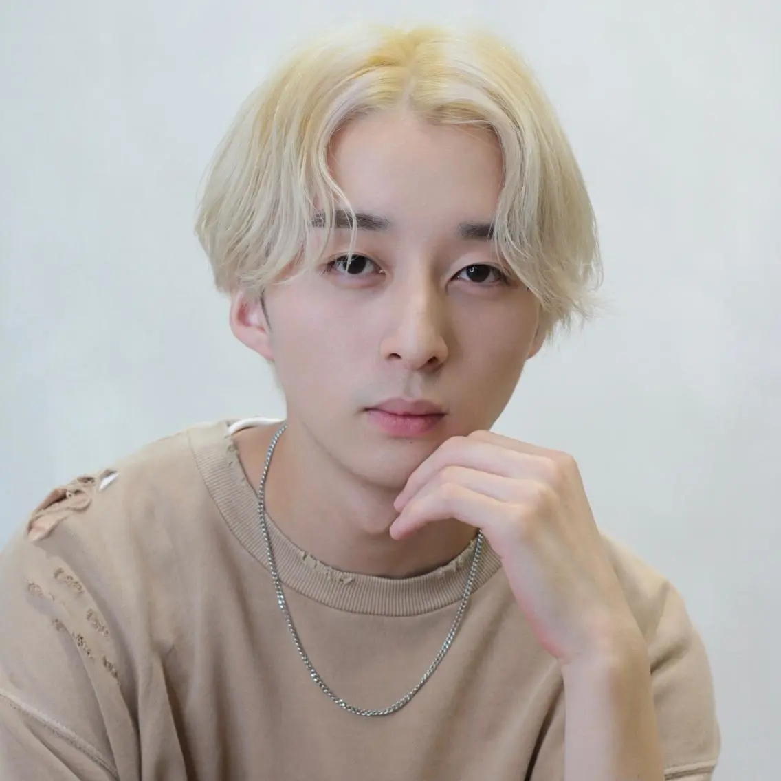 ミディアム カラー ヘアアレンジ メンズ 飯塚 想のヘアスタイル