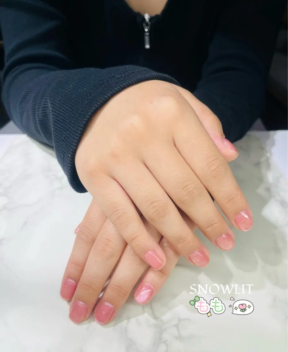 ネイル ハンドネイル ハンドケア SNOW LITのネイルデザイン