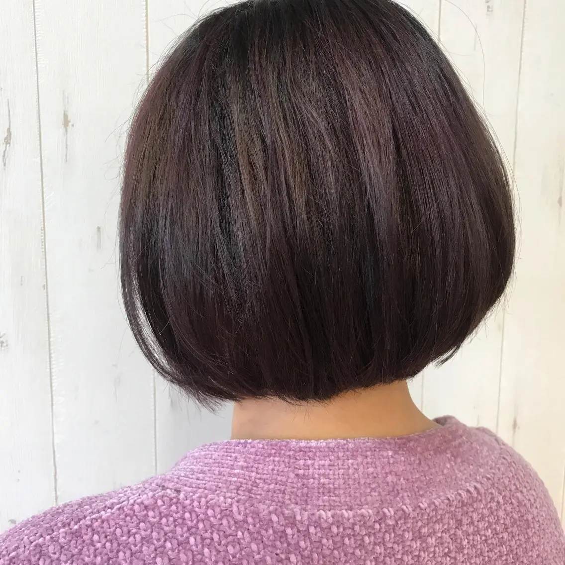 ショート ボブ 白髪ぼかし、髪質改善 富田隼仁のヘアスタイル