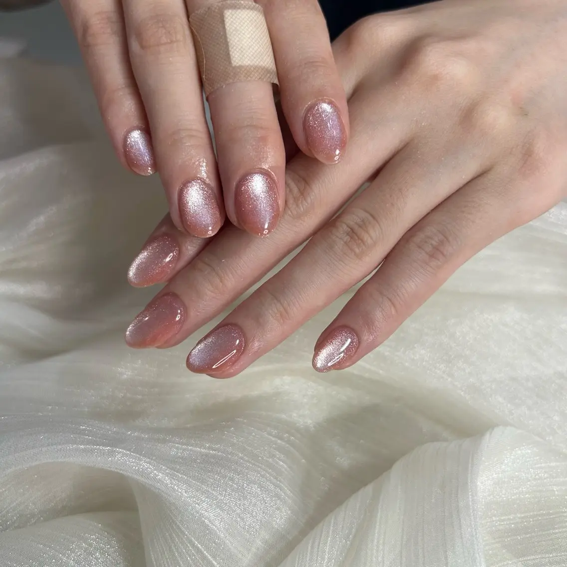 ネイル ハンドネイル 西岡 杏のネイルデザイン