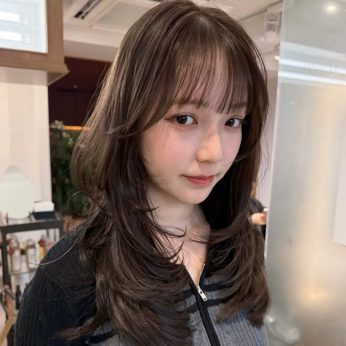 ミディアム カラー ベージュカラー ブリーチ 透明感カラー グレージュ ブリーチなしカラー カット ヘアカラー トリートメント レイヤー/ブリーチ ♥️【木坂 桃歌】のヘアスタイル