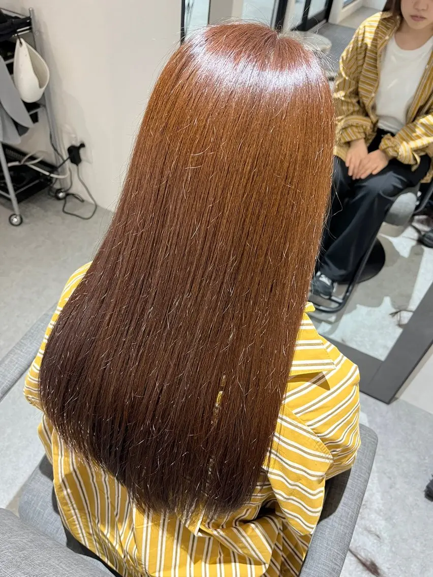 リタッチカラー、シャンプー、ブローの写真