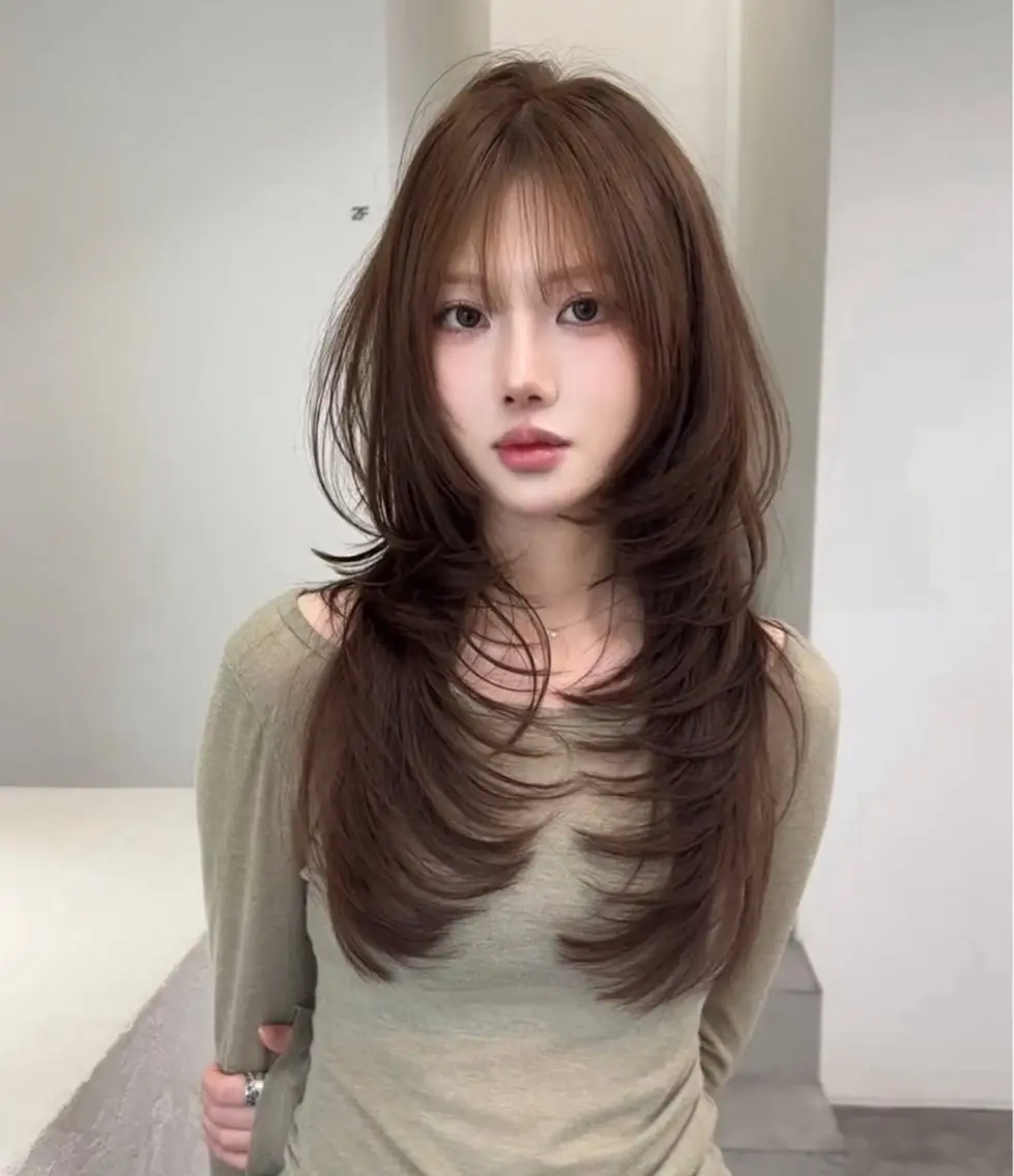 ロング カラー ブリーチ ケアカラー ブリーチなしカラー 髪質改善 韓国風ヘア カット ヘアカラー トリートメント ヘアセット 韓国風レイヤーカラー ライムのヘアスタイル