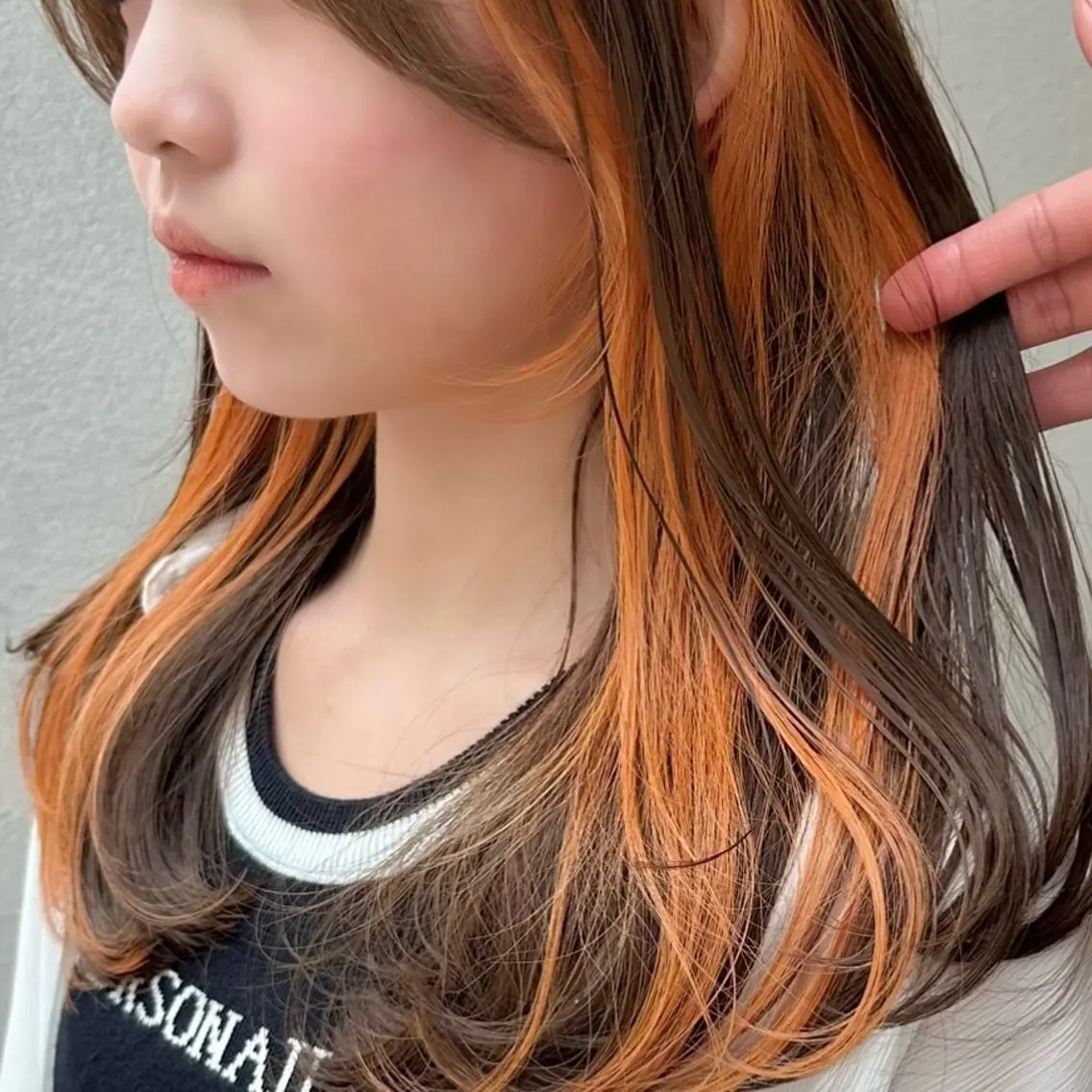ロング カラー ブリーチ ブラウンカラー ケアブリーチ 透明感カラー イヤリングカラー カット ヘアカラー トリートメント インナーカラー/レイ ヤーカット♡/マキシのヘアスタイル