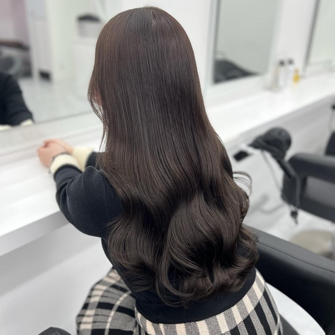 ロング ナチュラルカラー／ 上野🩰🤍BABYのヘアスタイル