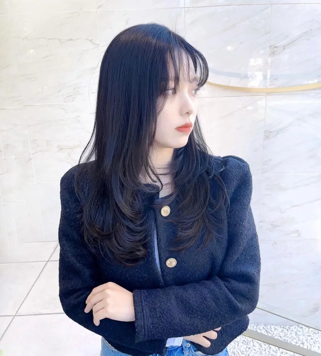 ロング 梶 久菜乃のヘアスタイル
