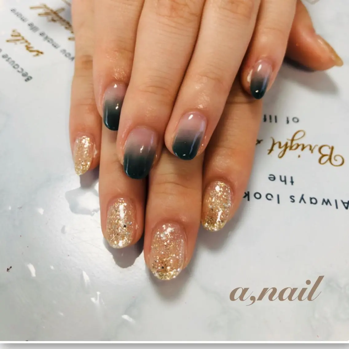ネイル フットネイル ジェルネイル グラデーション ワンカラーネイル シンプルネイル ハンドネイル ネイルサロン エーネイルのネイルデザイン