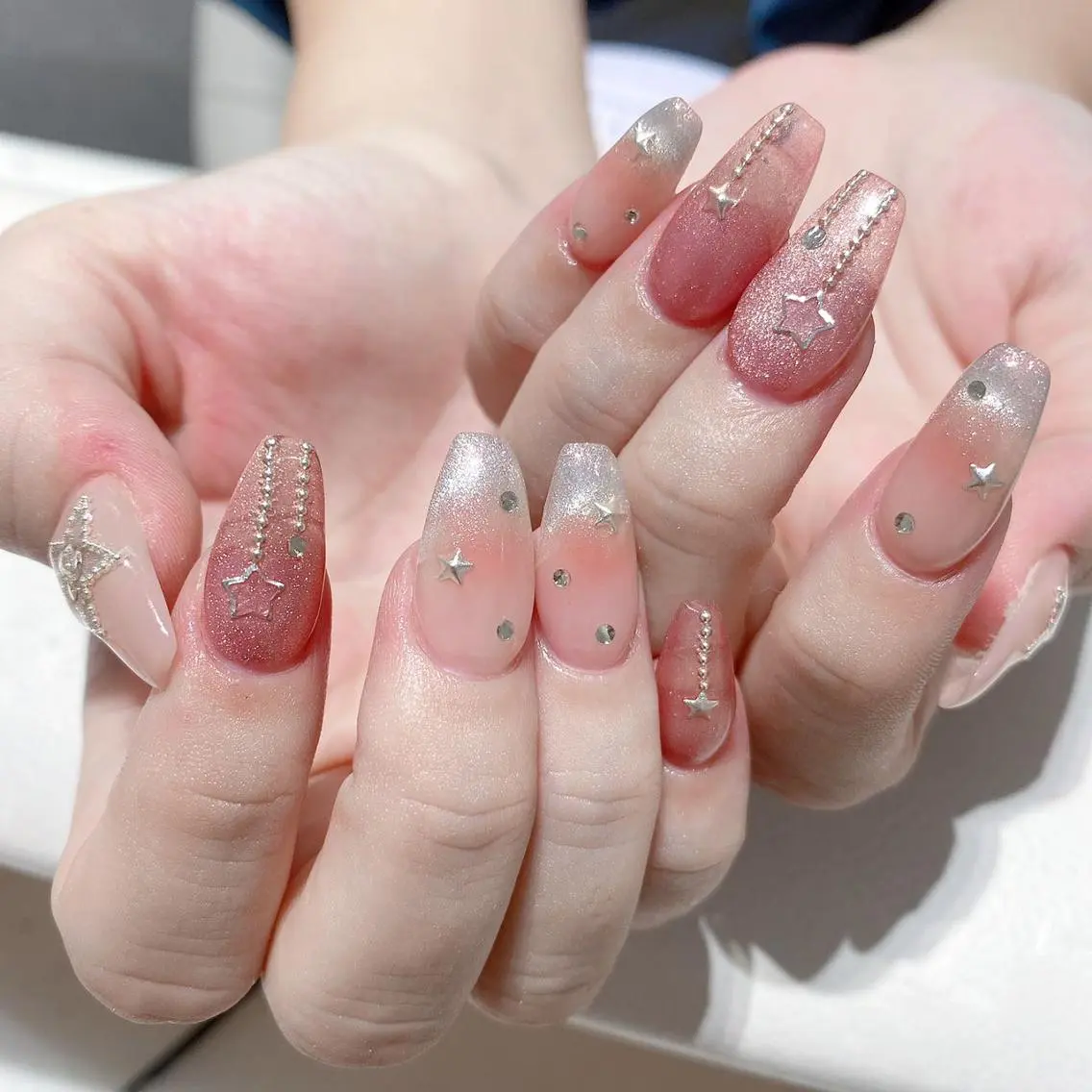 ネイル ハンドネイル Queen‘s なんのネイルデザイン