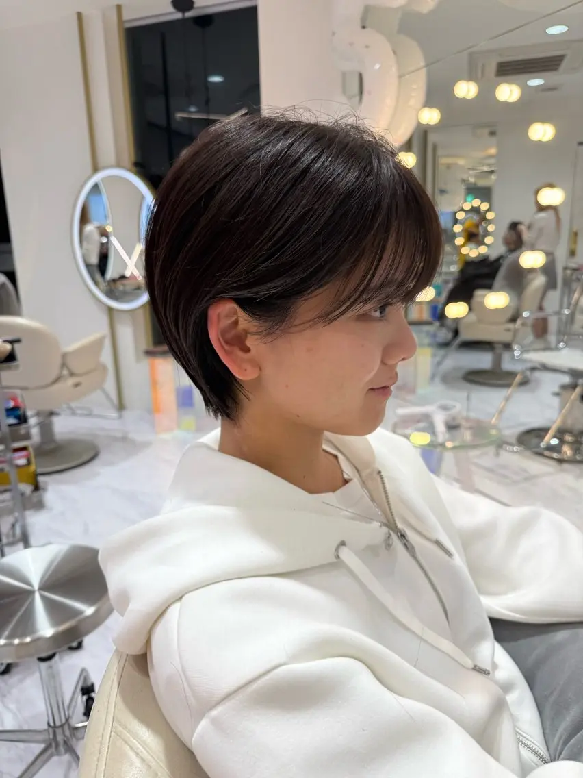 ショート カラー カット 🌟TOSHI/透明 感カラー/ショートのヘアスタイル