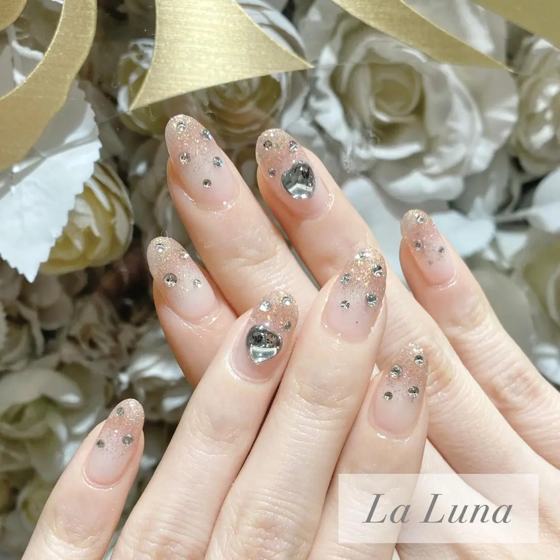 ネイル LaLuna🌙 Natsukiのネイルデザイン