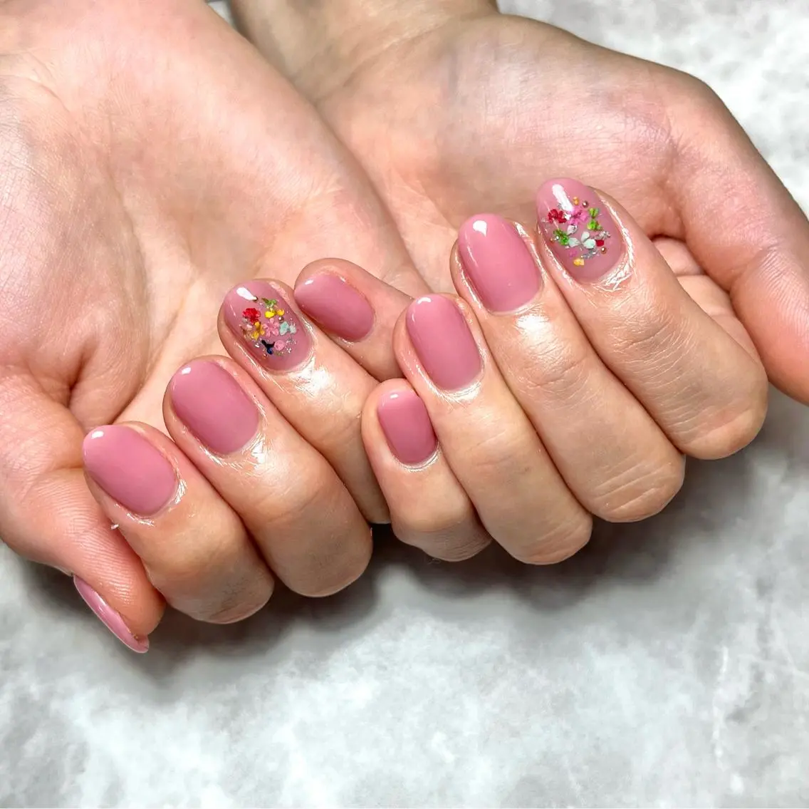 ネイル シンプルネイル 春ネイル nails' it...のネイルデザイン