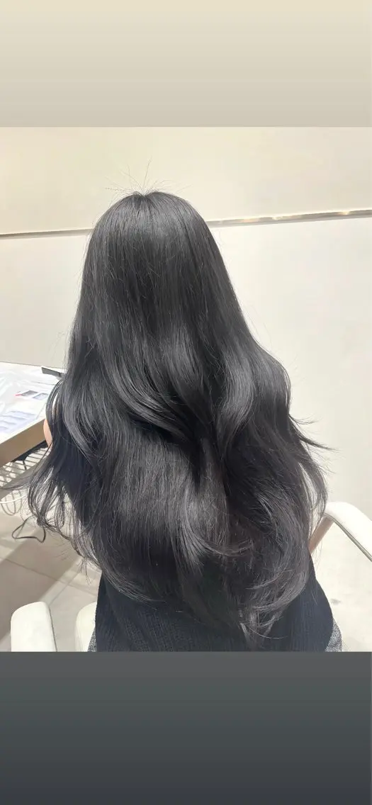 ロング 赤み消し透明感カラー 似合わせ前髪柴田礼空のヘアスタイル