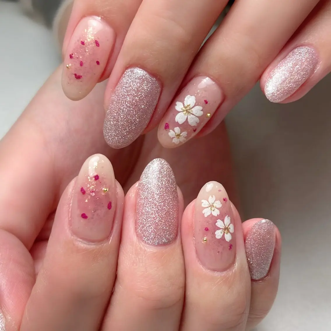 ネイル かおる KAORUのネイルデザイン
