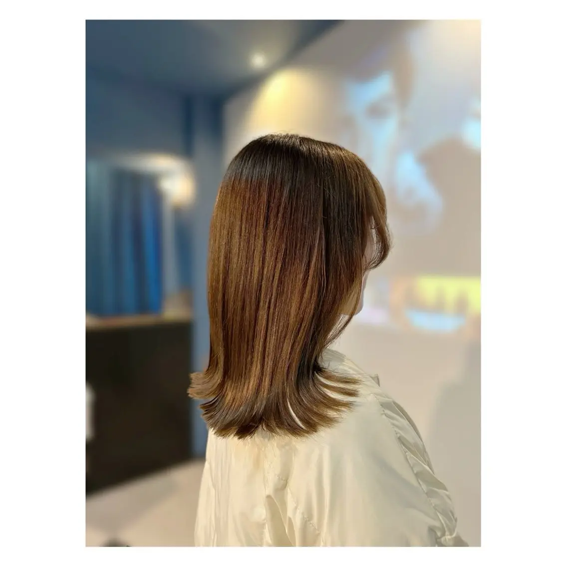 ミディアム カラー くびれヘア 縮毛矯正 中野 誠子のヘアスタイル
