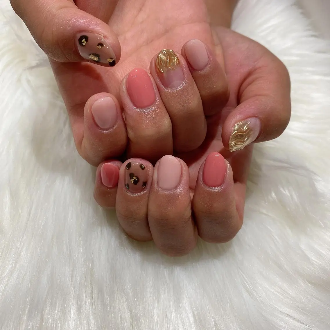 ネイル ハンドネイル 西岡 杏のネイルデザイン