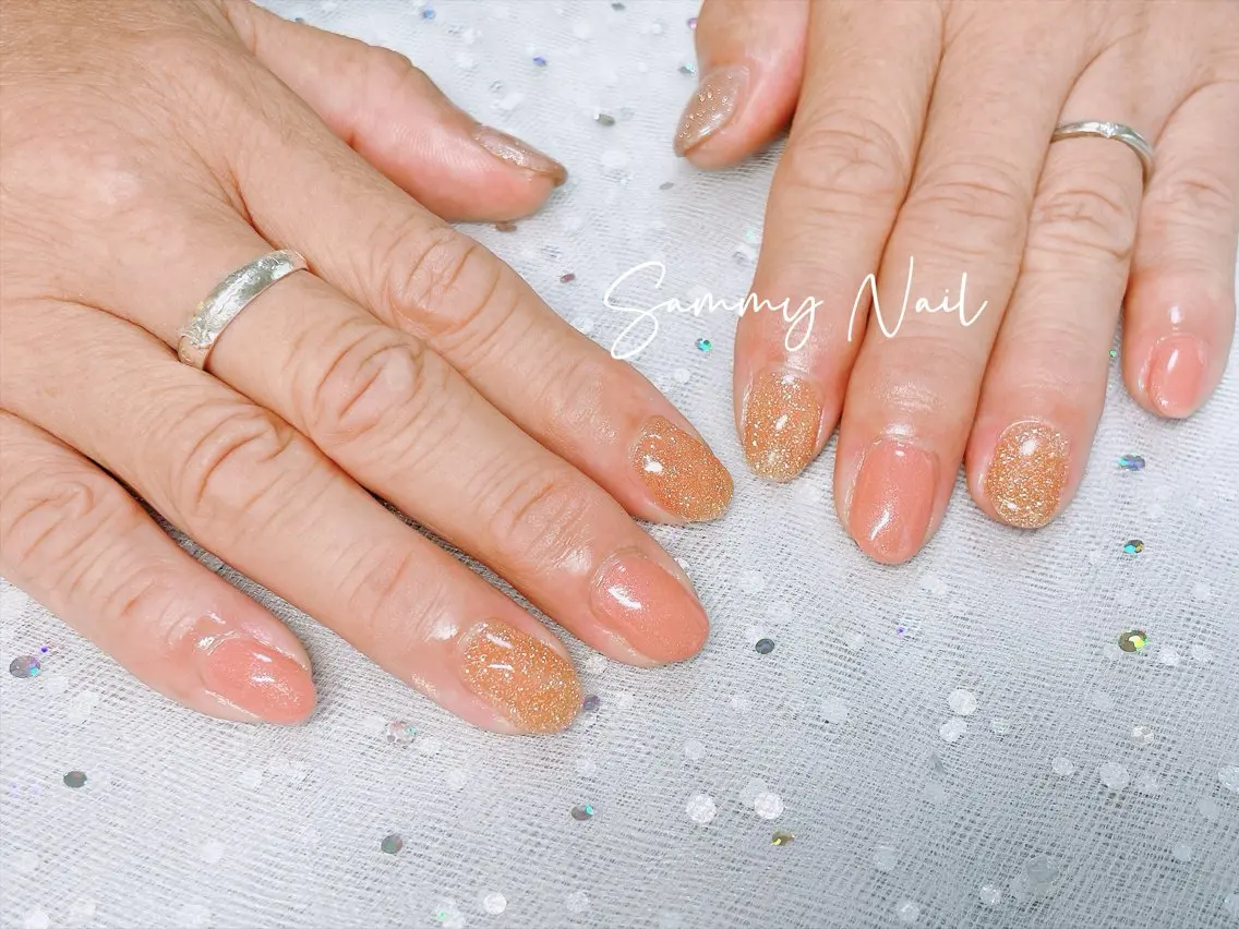 ネイル フラッシュネイル キラキラネイル ラメ(グリッター) ハンドネイル Sammy Nailのネイルデザイン