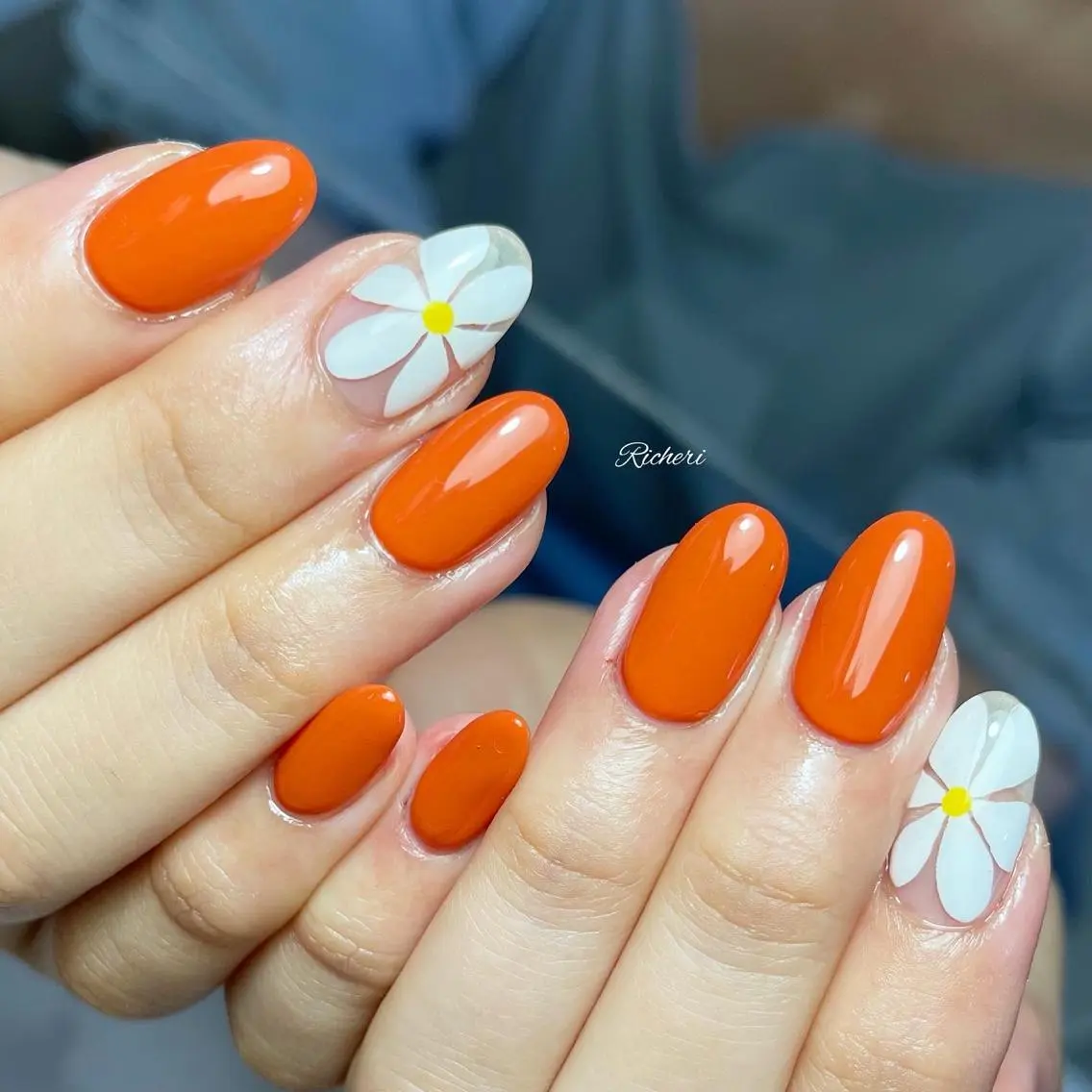ミディアム ネイル 韓国風ヘア アートネイル フラワーネイル フットネイル フレンチネイル richeri beautyのネイルデザイン