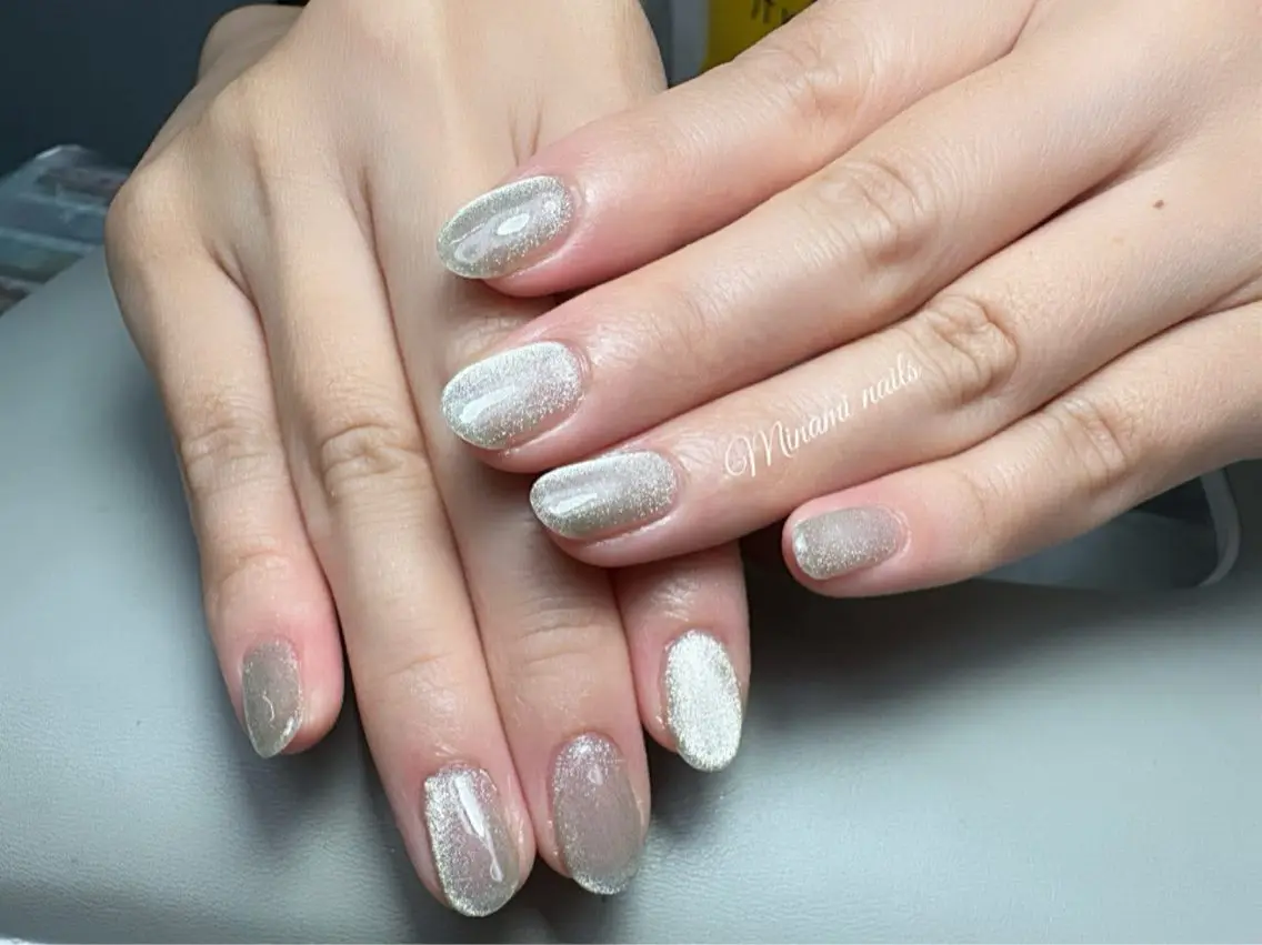 ネイル アートネイル オーロラネイル ガーリー キラキラネイル 韓国ネイル Minami Nailsのネイルデザイン