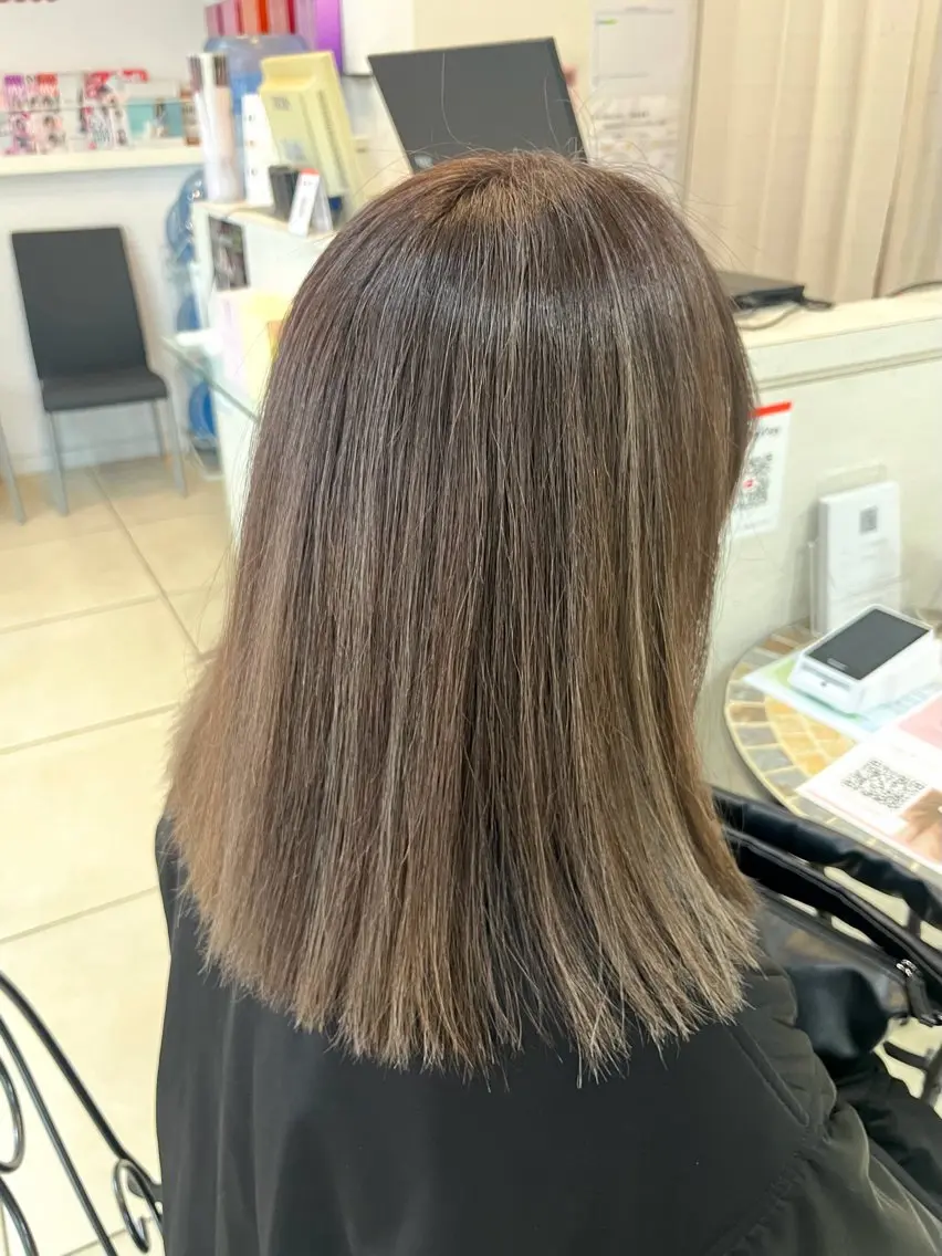 セミロング カラー ヘアカラー 🤎ベージュカラー/ 髪質改善/山岸🤎のヘアスタイル