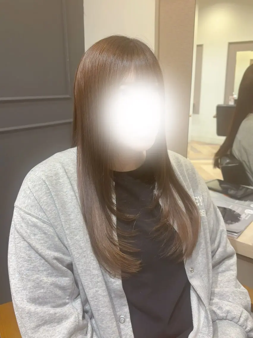 ロング カラー グレージュ レイヤーカット カット ヘアカラー 笹木 怜羅のヘアスタイル