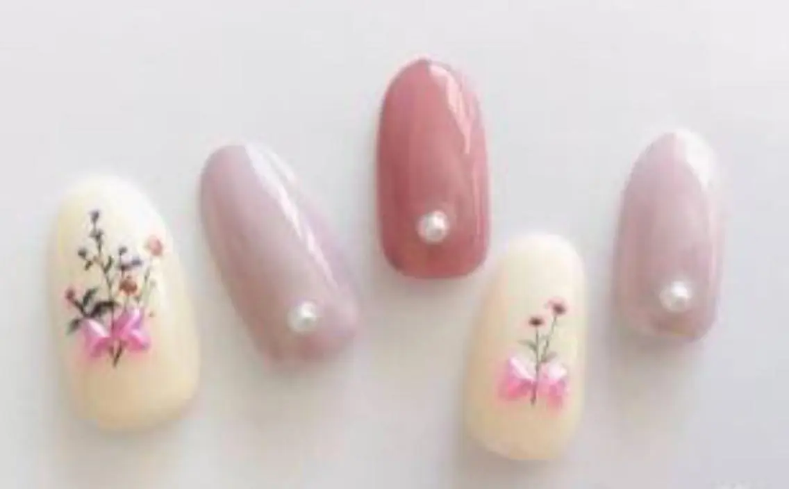 ネイル ハンドネイル ゲン レイカのネイルデザイン