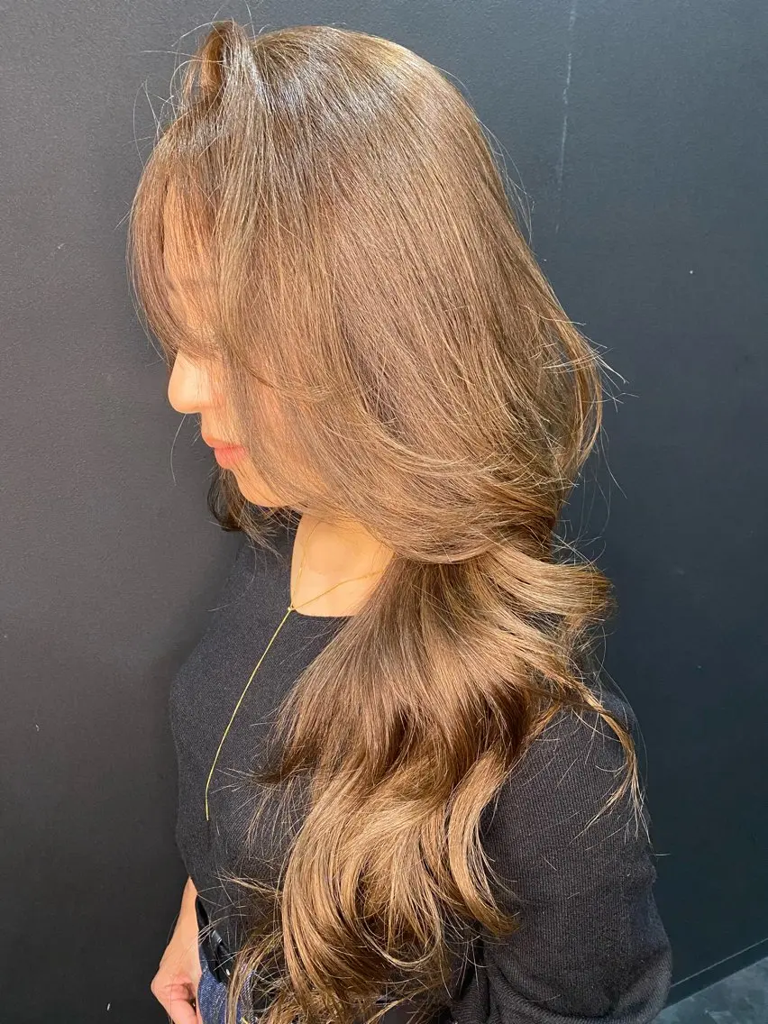 ロング カラー LOHAS Kanaのヘアスタイル