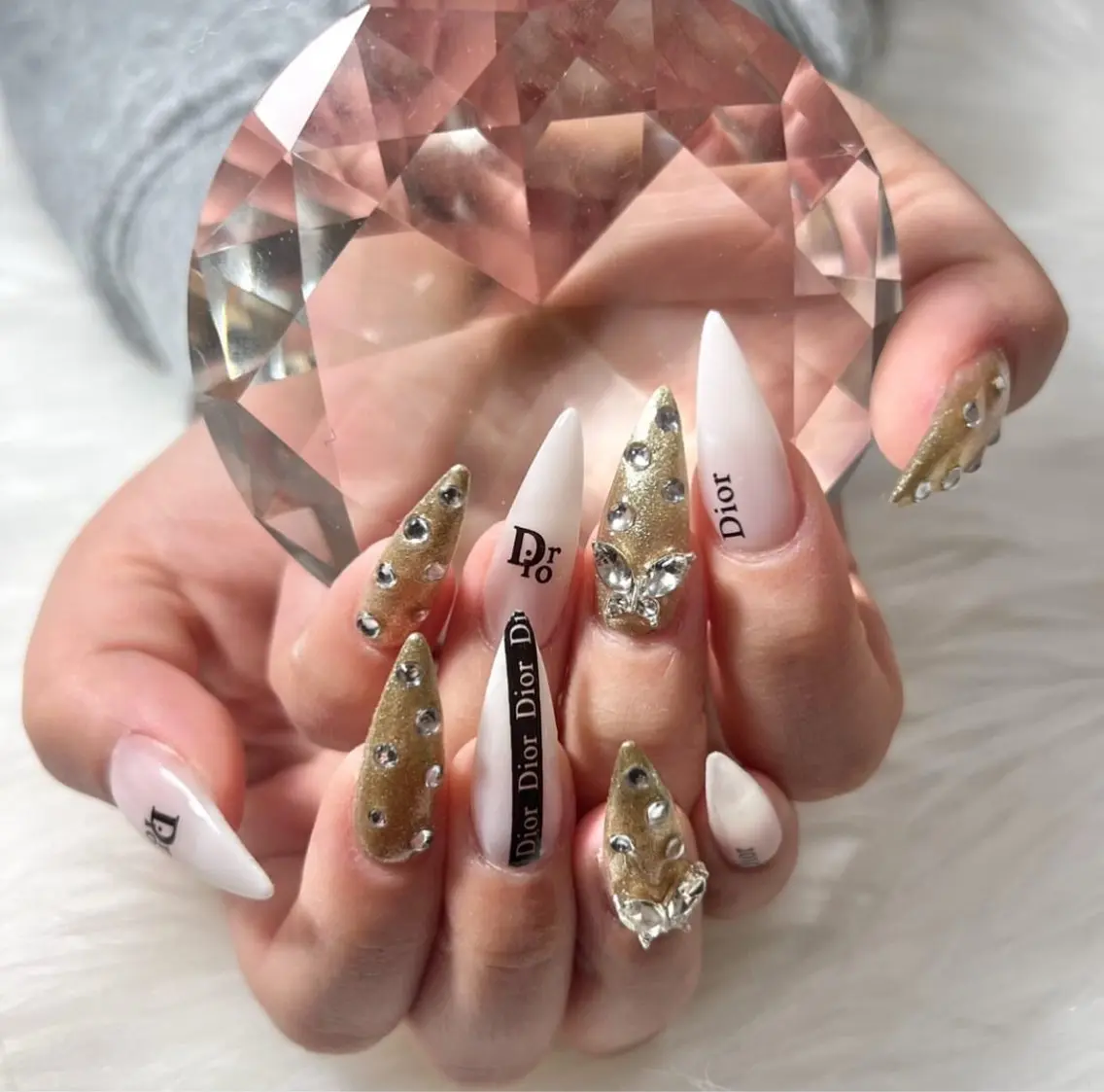 ネイル ハンドネイル Doris Nail Salonのネイルデザイン