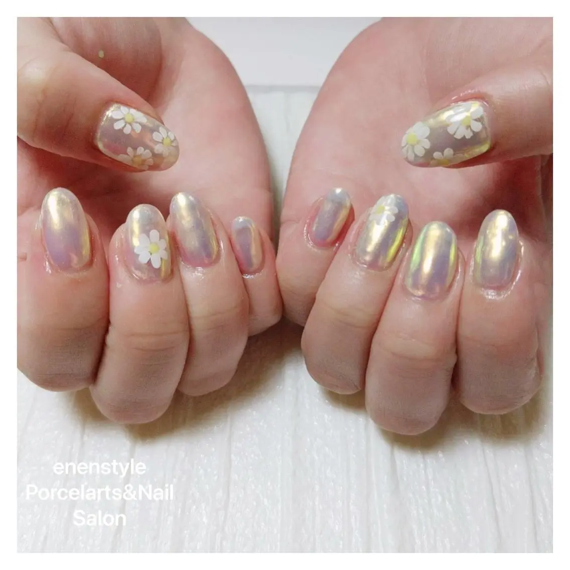 ミディアム ネイル 🐾enen style 🐾のネイルデザイン
