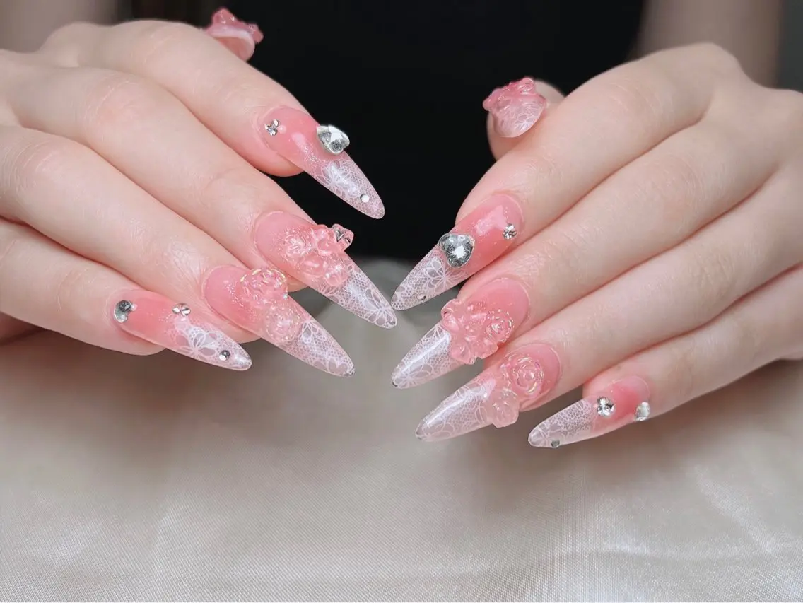 ネイル オーロラネイル ボルドー ブラウン 氷ネイル・うるうるネイル キラキラネイル ハンドネイル Sora  Nail 長さ出し専門店のネイルデザイン