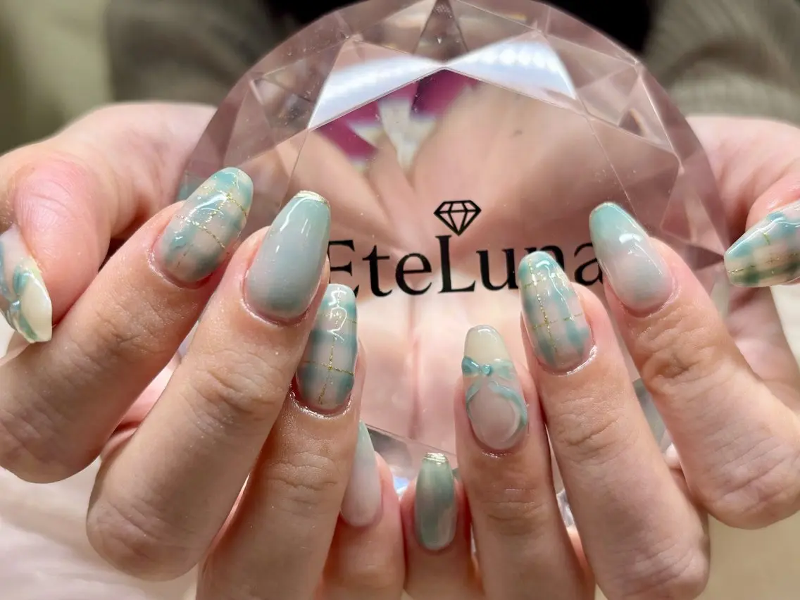 ネイル 持ち込み ニュアンスネイル ハンドネイル ハンドケア ETE LUNA NAILのネイルデザイン