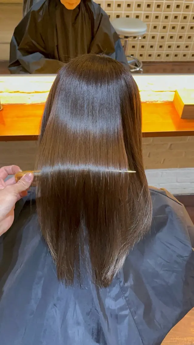 ミディアム 縮毛矯正 トリートメント CoCooN TAKUMAのヘアスタイル