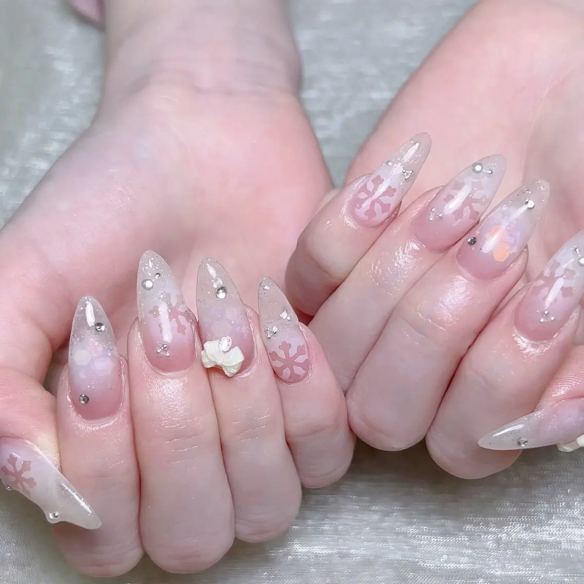 メンズ ネイル メンズ韓国風 アートネイル オーロラネイル ガーリー キラキラネイル ハンドネイル Nail salon 木にいるのネイルデザイン