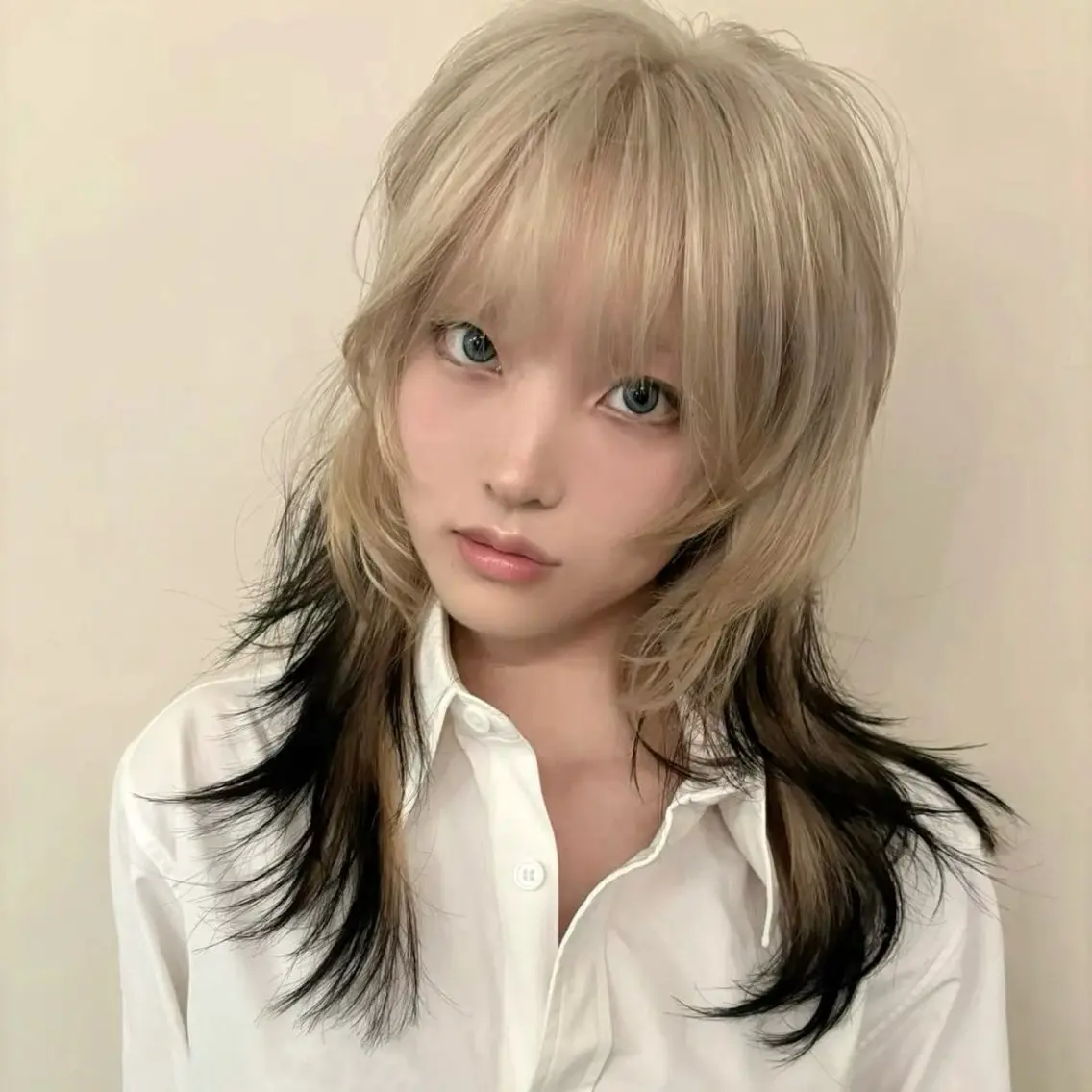 カラー カット ヘアカラー トリートメント ウルフ/レイヤー/ ブリーチカラーのヘアスタイル