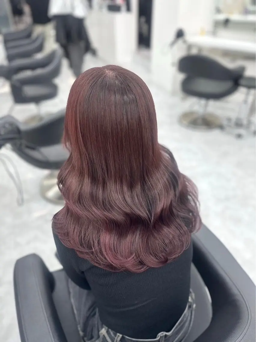 カラー akari🎀🤍 ガーリーstyleのヘアスタイル