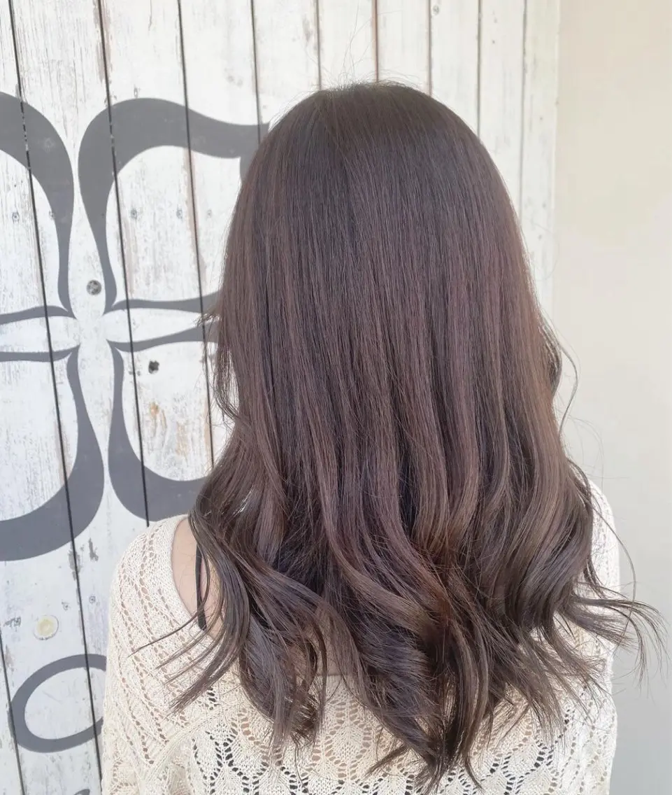 セミロング カラー カット パーマ 伊庭 勇輝のヘアスタイル